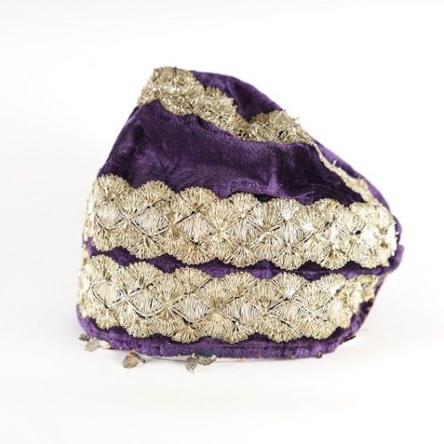 Bánáti hímzett főkötő